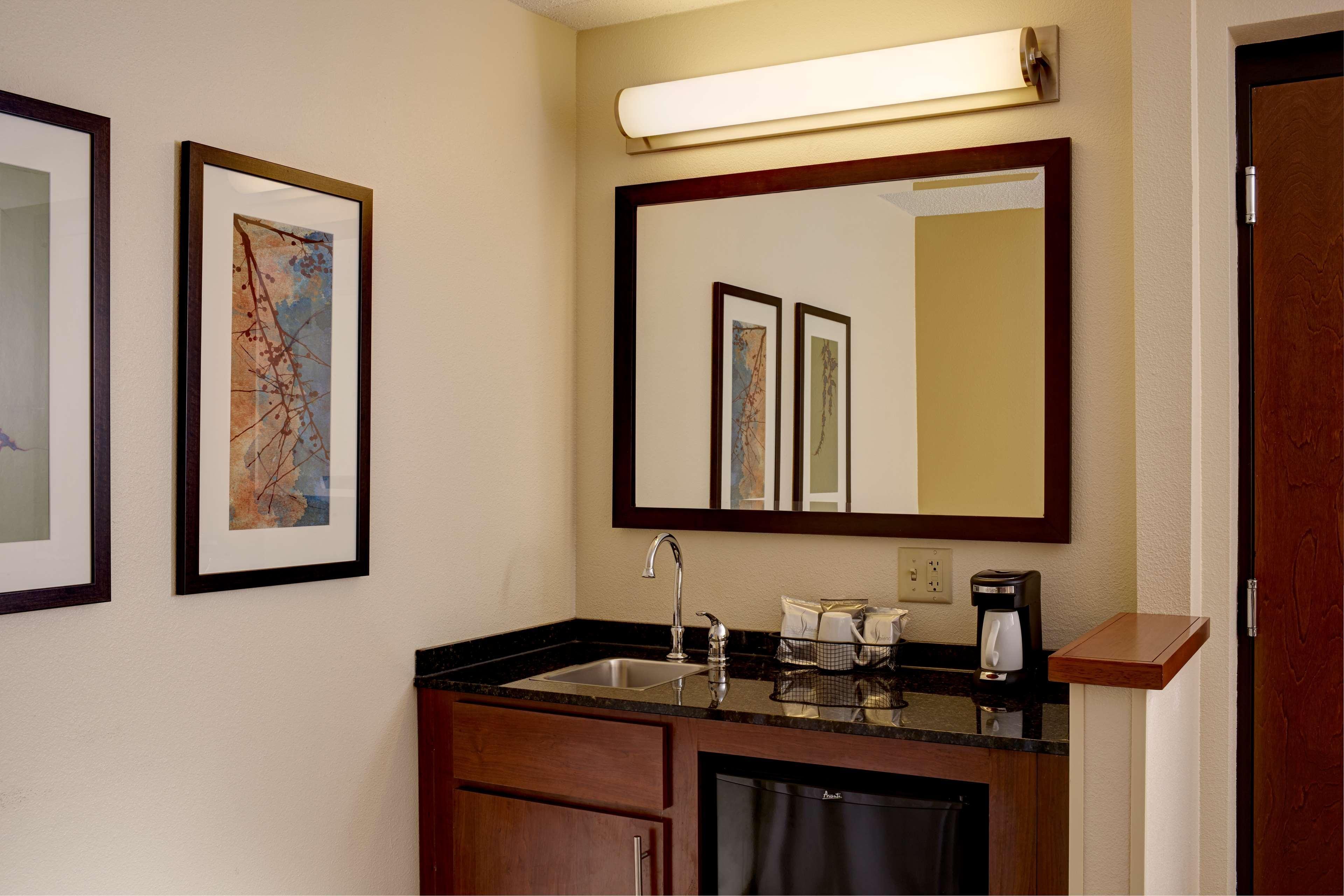 Hyatt Place Mt. Laurel Маунт-Лорел Экстерьер фото
