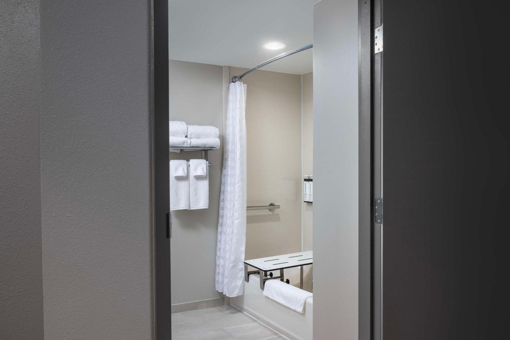 Hyatt Place Mt. Laurel Маунт-Лорел Экстерьер фото