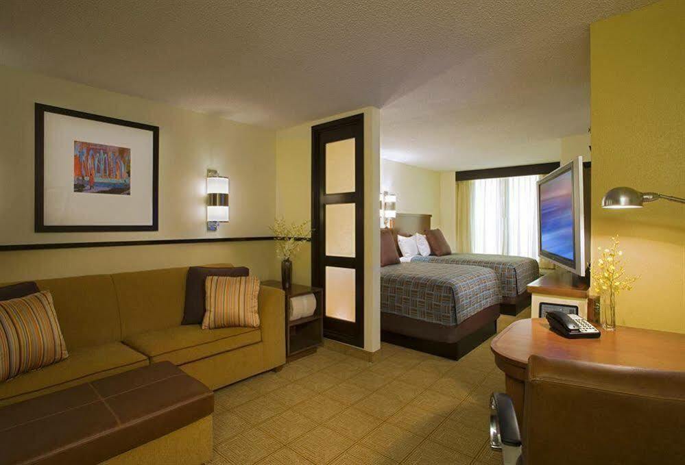Hyatt Place Mt. Laurel Маунт-Лорел Экстерьер фото